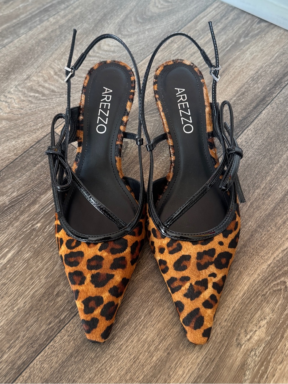 Arezzo Cheetah Print Pointed Toe Kitten Heeled Pump
